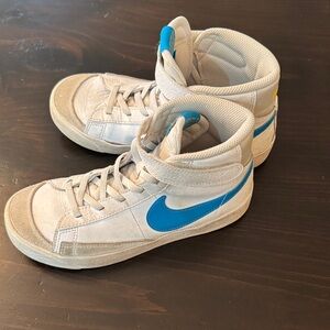 Nike Kids Blazers High-Top Sneakers - White and Blue